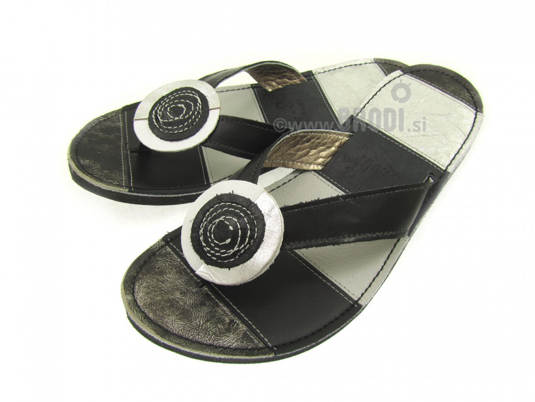 Flip-flops Mimi Black and White Different Decorations