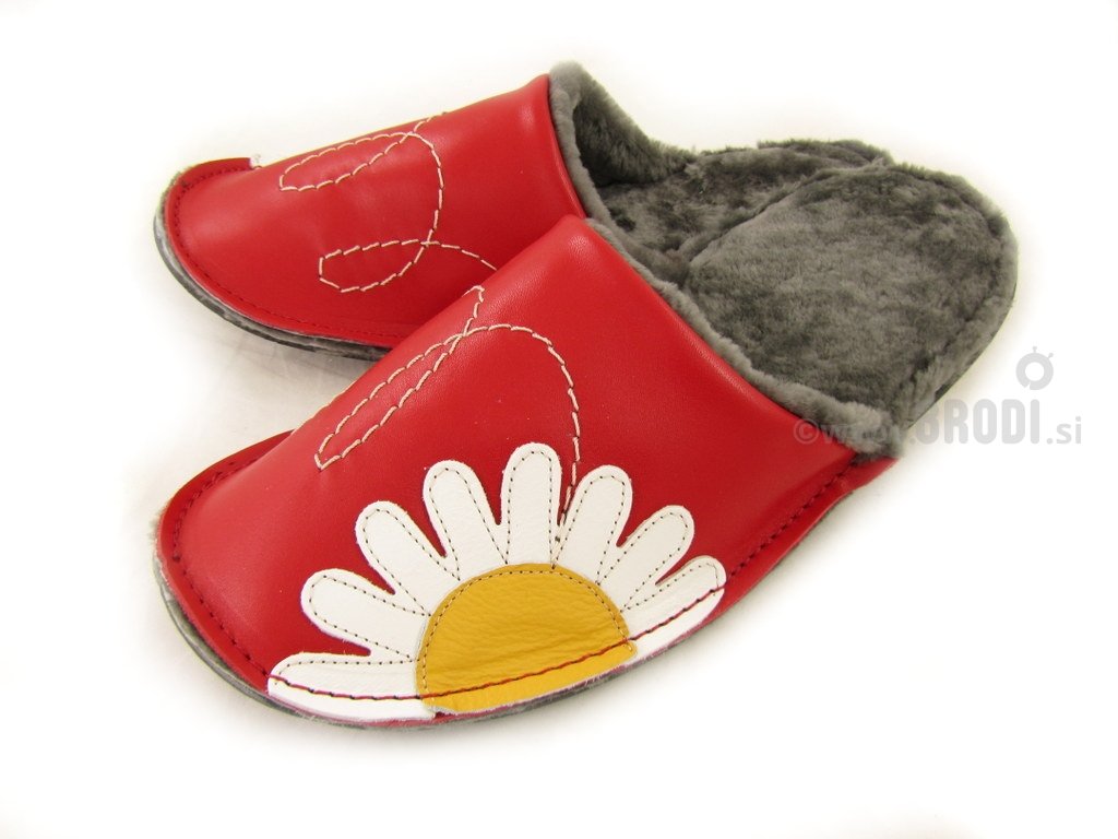 Natural Fur Slippers Mrasko Red with Flower