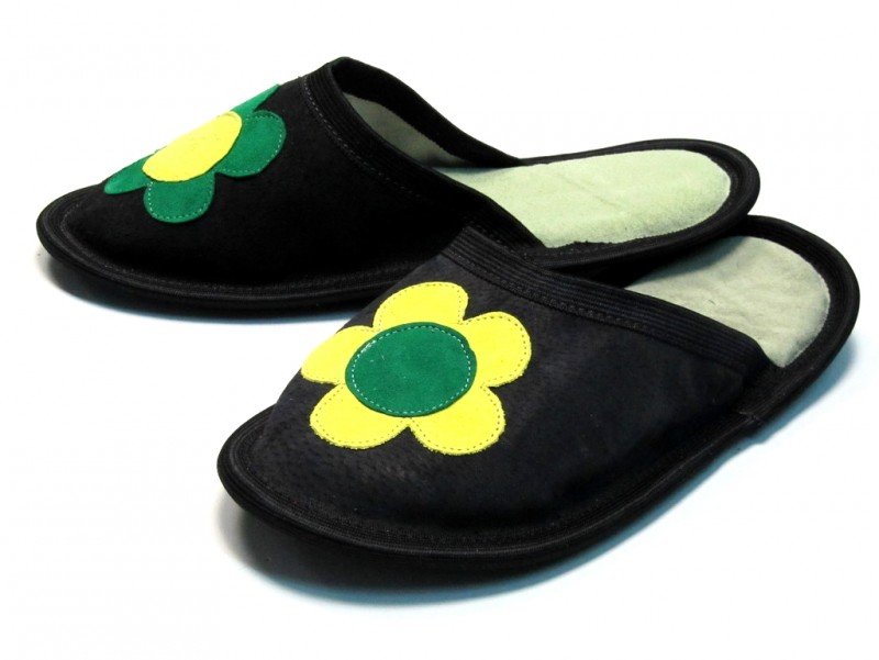Leather Slippers Classic Black with Flower