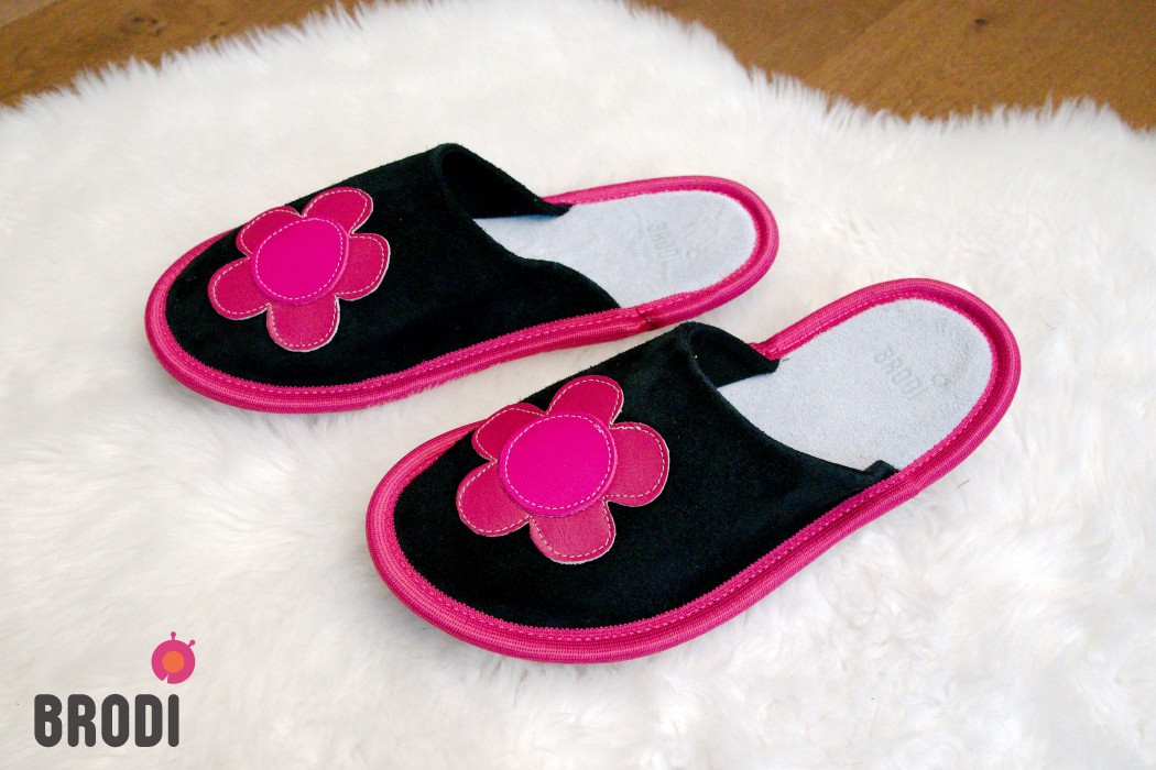 Leather Slippers Classic Pink with Flower